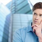 O síndico pode ter salário? Veja o que diz a lei sobre a remuneração para essa atividade