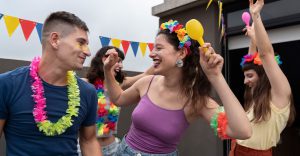 Read more about the article Carnaval no condomínio, veja como se divertir sem problemas